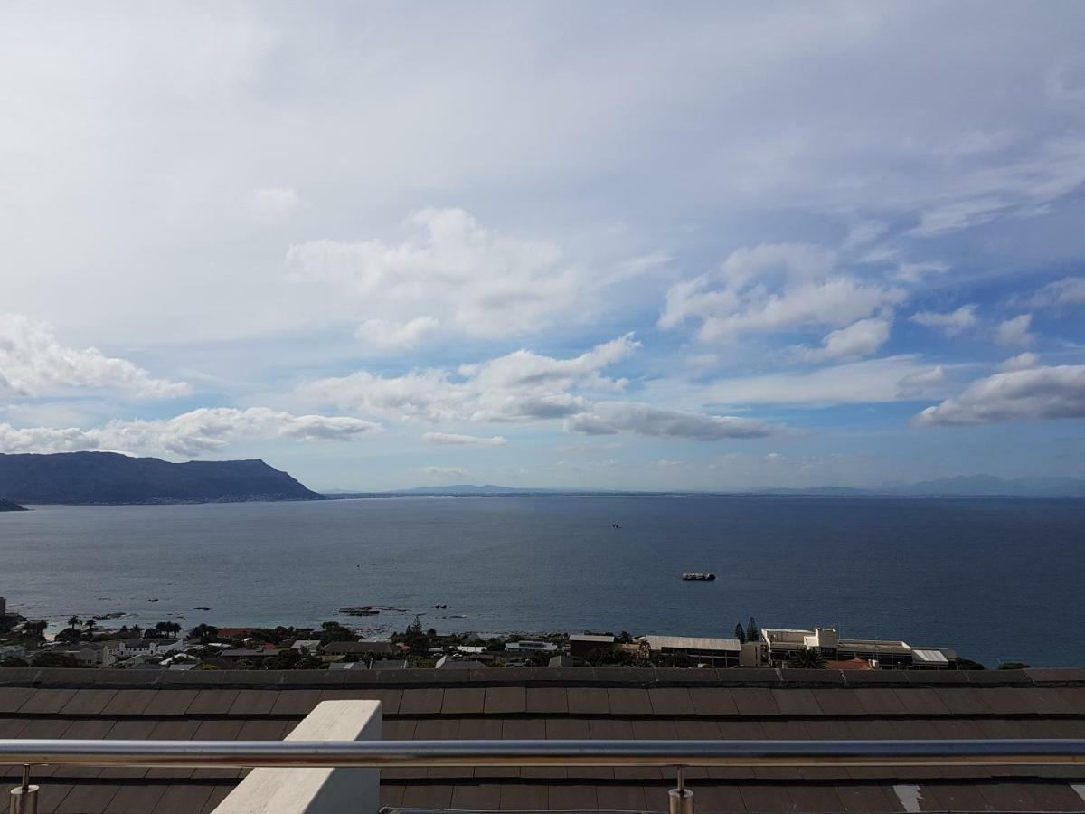 Magellans Hotel Simonʼs Town Buitenkant foto