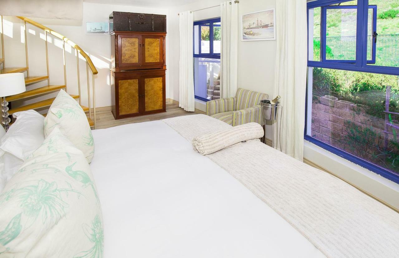 Magellans Hotel Simonʼs Town Buitenkant foto