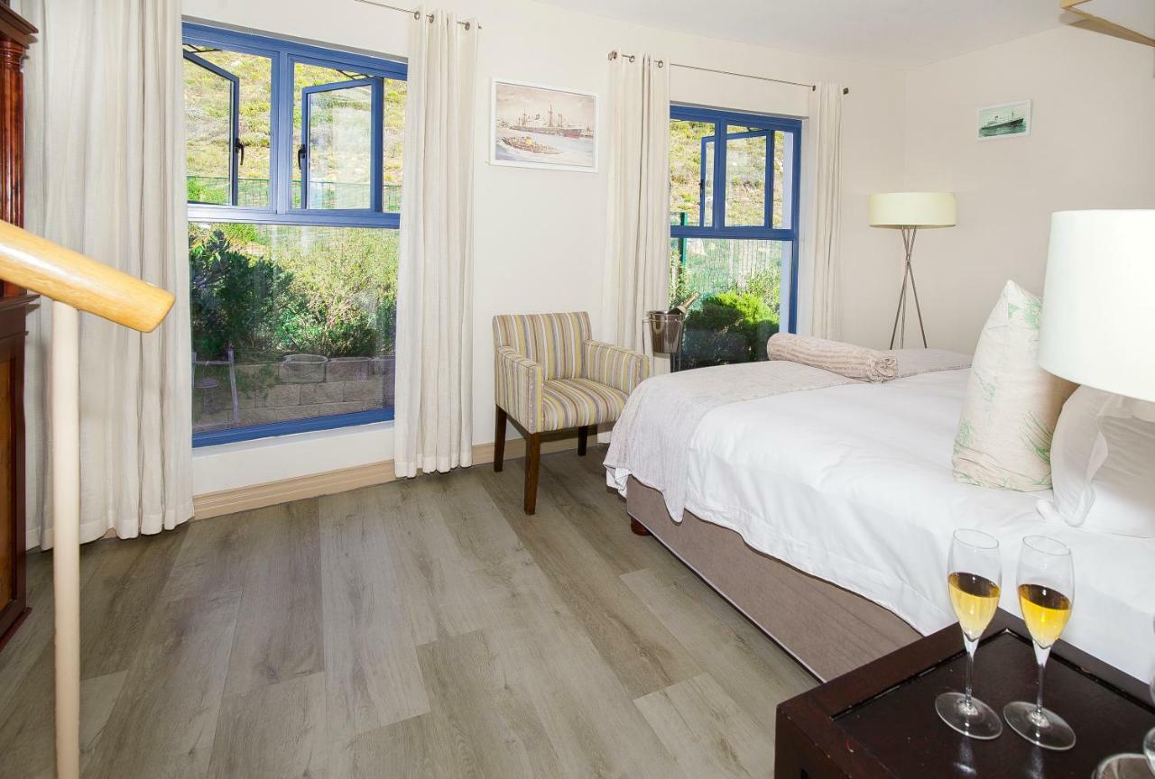 Magellans Hotel Simonʼs Town Buitenkant foto